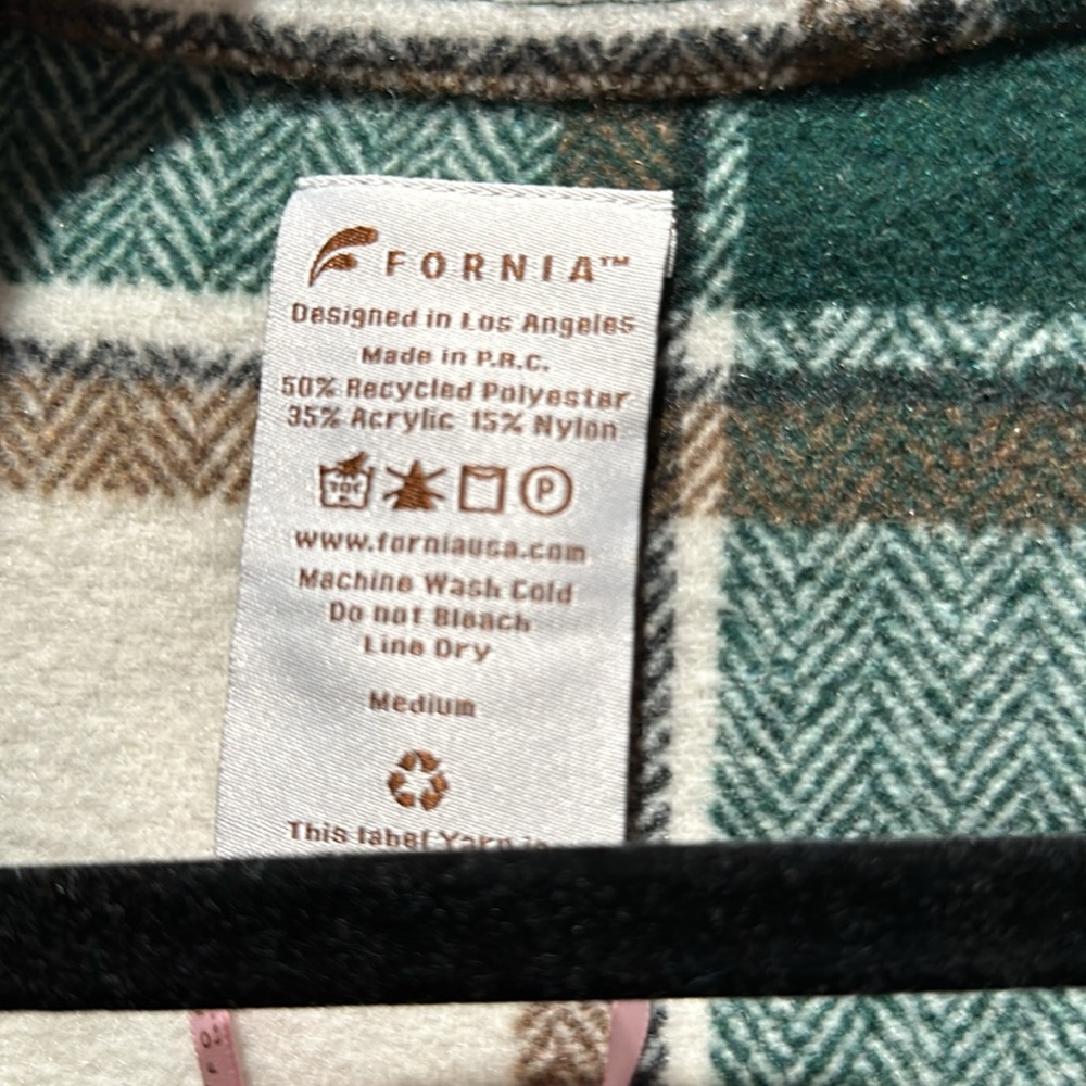 Fornia Boyfriend Shacket - Picture 2 of 6